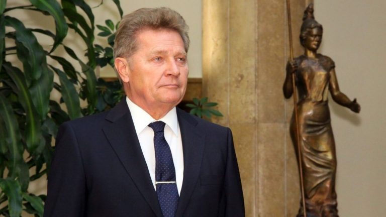 Nem füstbe ment terv! – Így lehet környezetbarát a belső égésű motor - Egyetemünk