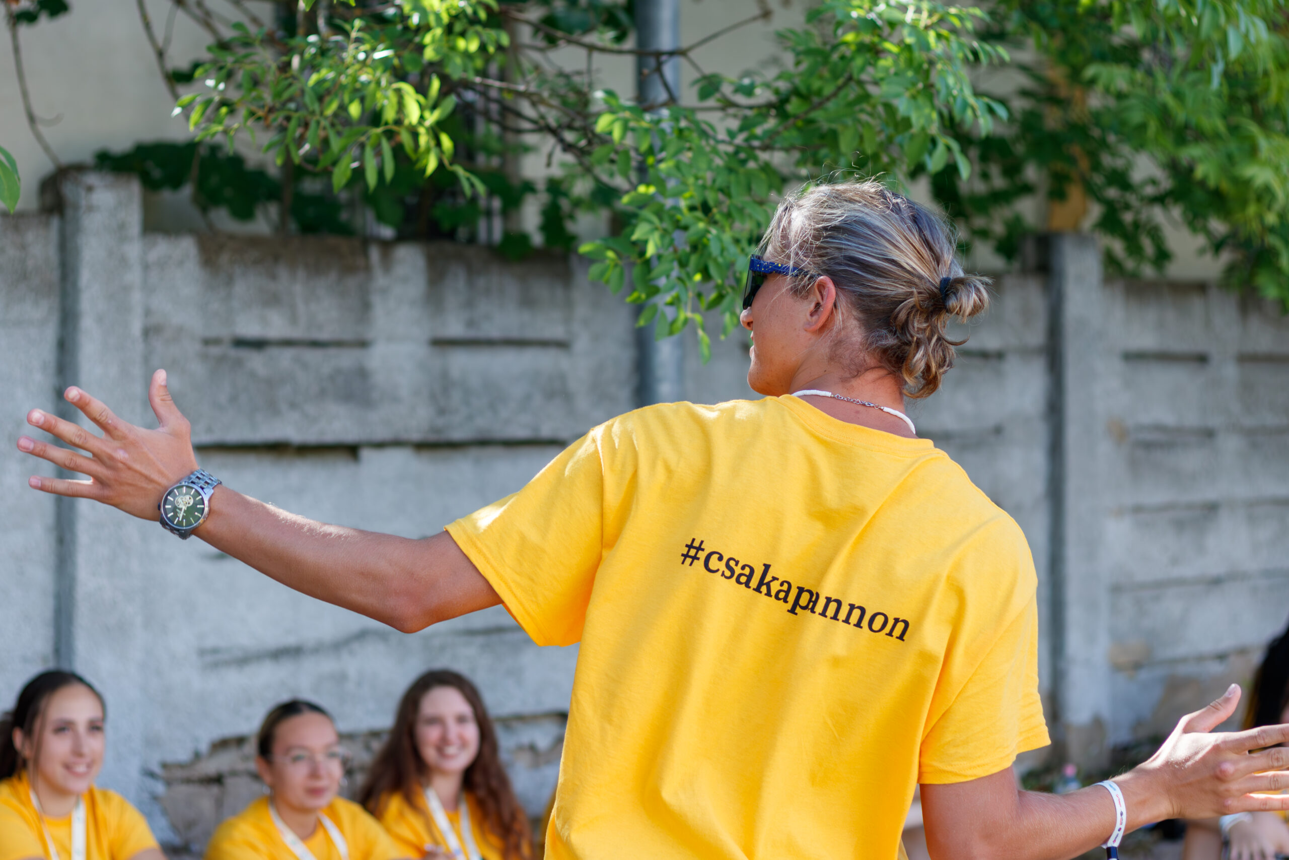 Üzenet a Gólyáknak